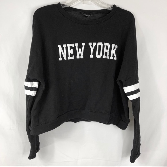 Topshop Tops - TopShop Cropped New York Sweatshirt Size 12